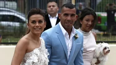 Carlos Tevez: asaltaron su casa cuando celebraba boda en Uruguay Carlos Tevez: asaltaron su casa cuando celebraba boda en Uruguay
