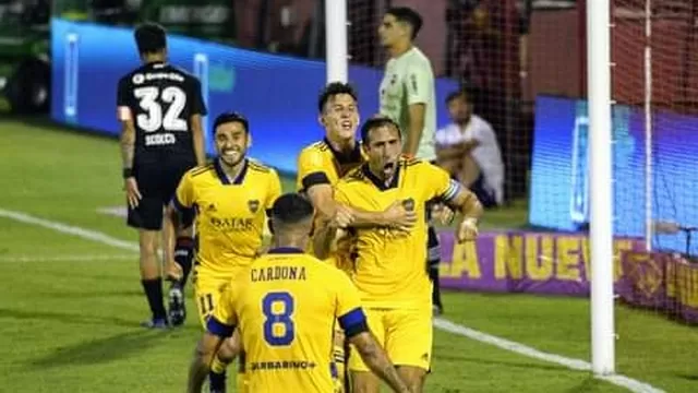 Carlos Zambrano fue titular y Boca Juniors venció 1-0 a Newell&#39;s Old Boys por la Copa de la Liga