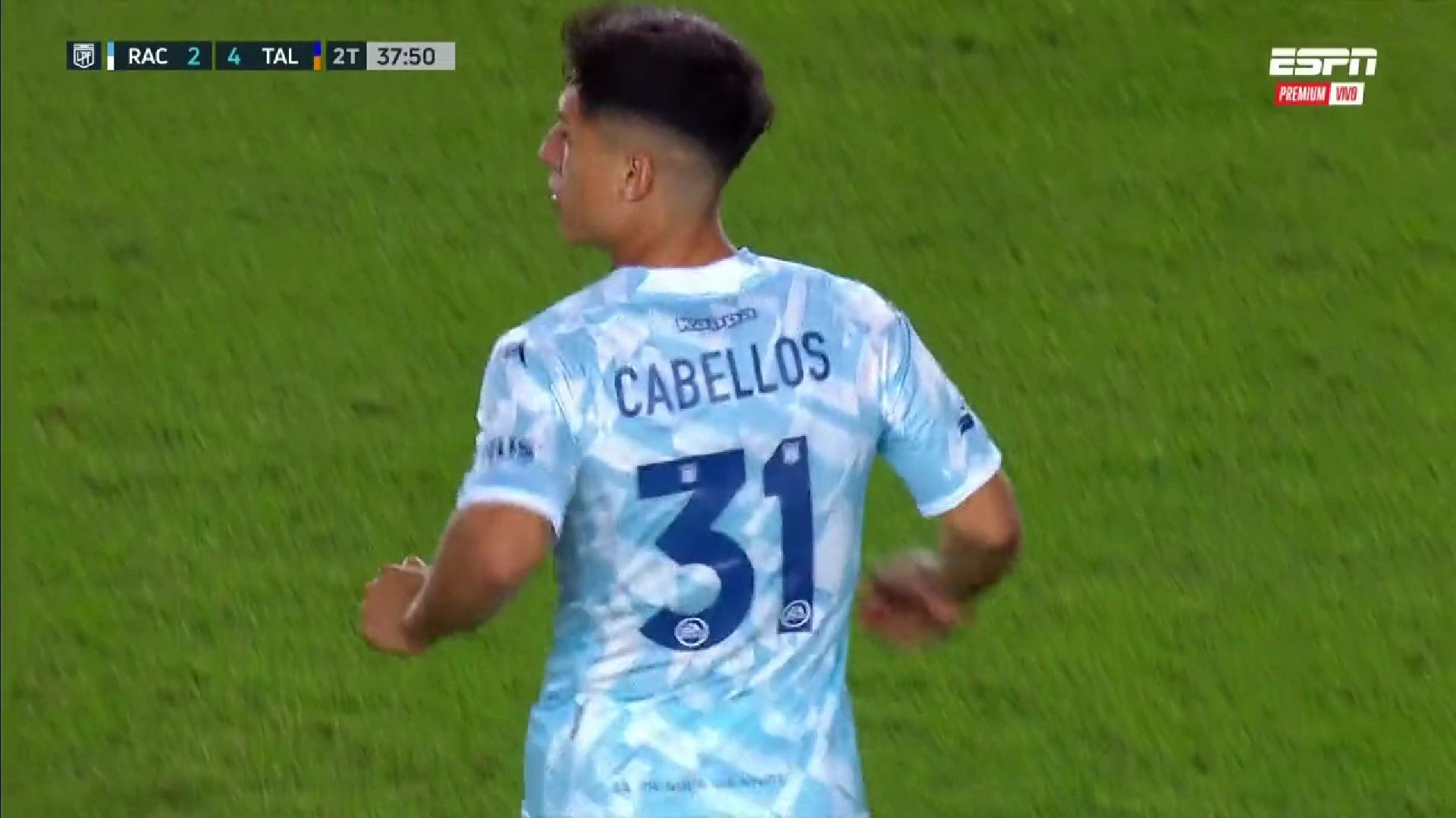 Catriel Cabellos debutó en derrota de Racing 4-2 ante Talleres