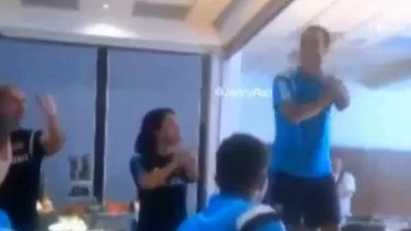 Cesc Fabregas bailó La Macarena con la terapista del Chelsea