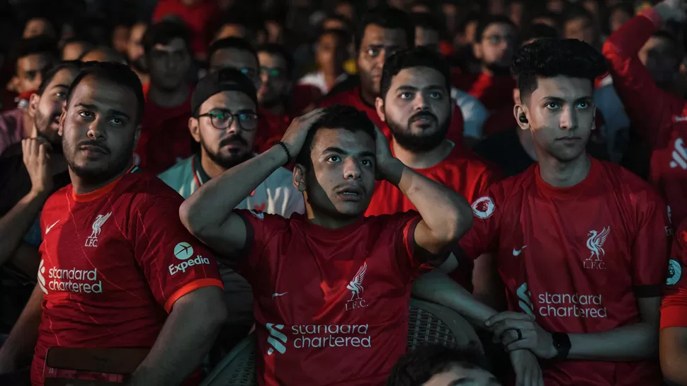 Miles de fanáticos del Liverpool no pudieron ingresar al Stade de France para ver la final. | Foto: AFP