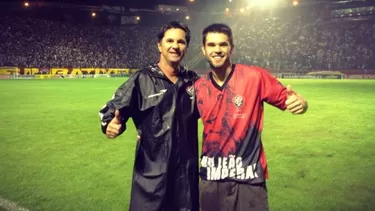 Chapecoense: hijo del DT no viajó en mismo avión al olvidarse pasaporte Chapecoense: hijo del DT no viajó en mismo avión al olvidarse pasaporte