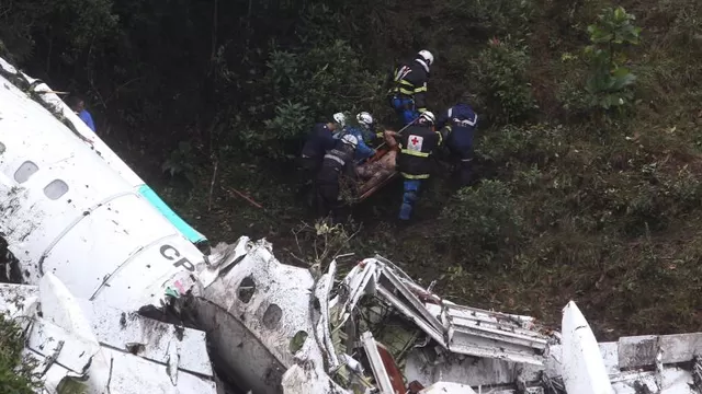 Chapecoense: el rescate del avión siniestrado en Colombia en fotos-foto-2