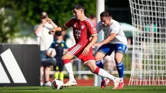 El peruano Felipe Chávez brilló en amistoso de pretemporada del Bayern Munich. (Foto y video: Bayern Munich)
