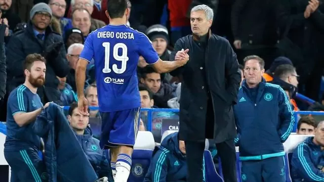 Mourinho dejó a Chelsea al borde del descenso.