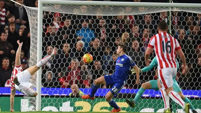 Chelsea cayó 1-0 ante el Stoke City y se acerca a la zona de descenso