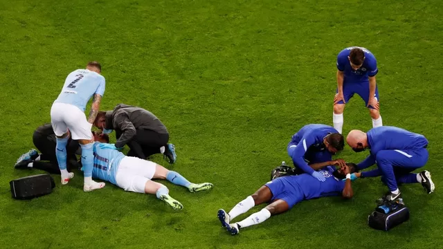 Rüdiger pide disculpas a De Bruyne tras violento choque en el Chelsea vs. Manchester City