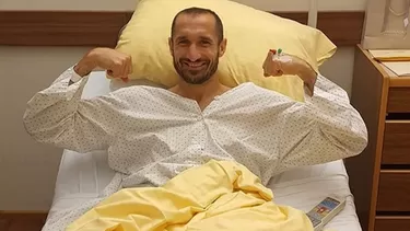 Chiellini fue v&amp;iacute;ctima de una terrible lesi&amp;oacute;n en la rodilla derecha durante un entrenamiento. | Foto:Instagram