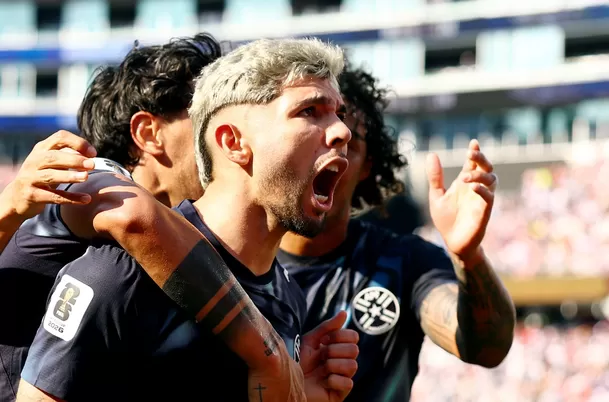 Paraguay clasificó a octavos de final del Mundial tras dejar en el camino a Alemania. (Foto: Reuters by Peter Cziborra)