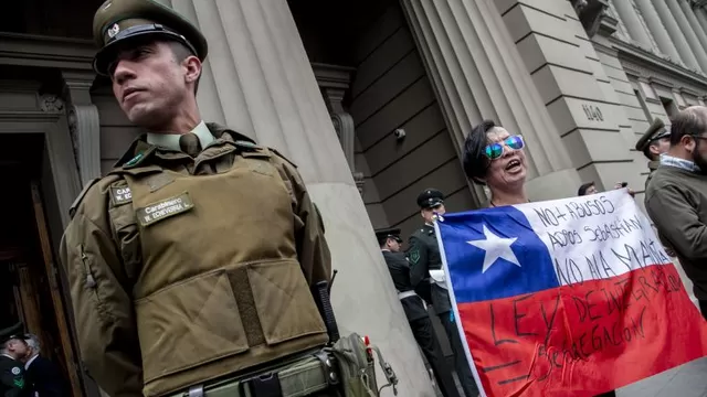 Los chilenos llevan ya más de dos semanas de continuas protestas | Foto: AFP.