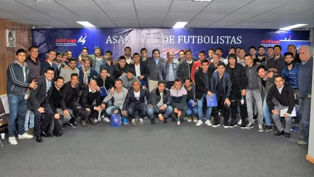 Chile: postergan inicio del Torneo Apertura por huelga de futbolistas