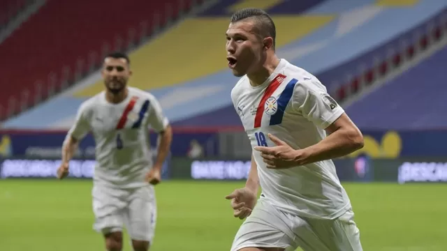 Braian Samudio marcó el 1-0 de Paraguay | Foto: AFP.