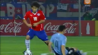 Chile vs. Uruguay: Valdivia dejó sentado a Fucile con enorme huacha