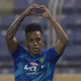 Christian Cueva marcó un doblete con fantástico golazo incluido