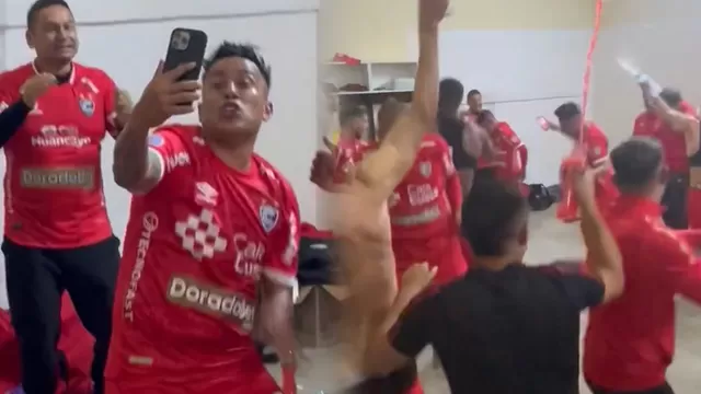 Christian Cueva se mostró emocionado tras clasificación de Cienciano a la Sudamericana / X