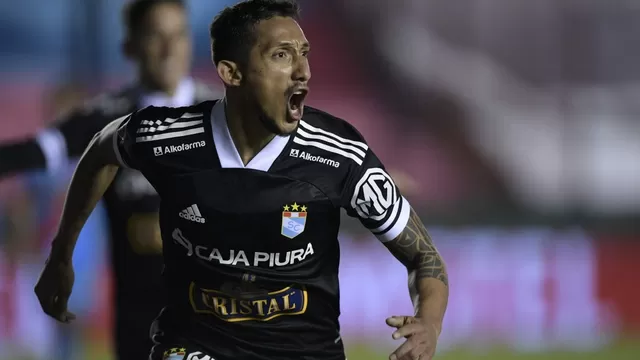 Christofer Gonzales, mediocampista peruano de 29 años. | Foto: AFP/Video: Gol Peru