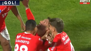 Martinich sacó IMPRESIONANTE disparo y anotó el 4-0 de Cienciano vs Botafogo