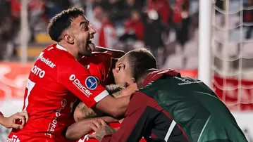 Cienciano venció 5-4 a Melgar en penales y clasificó a la 'Suda'