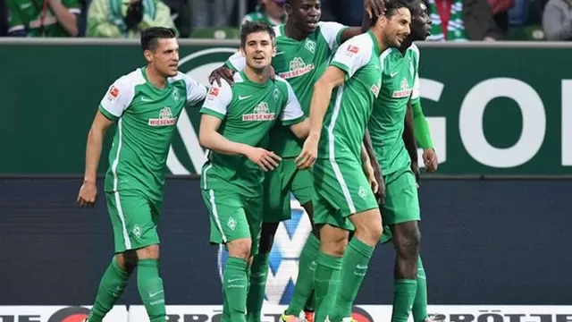 Werder Bremen de Pizarro le ganó 1-0 al Frankfurt de Zambrano y se salvó