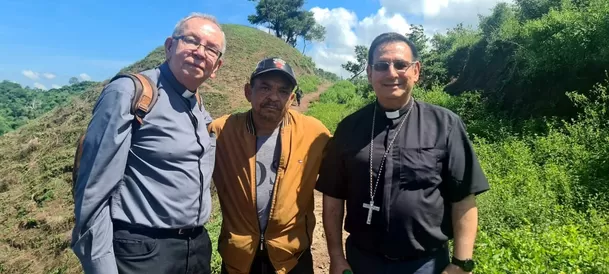 Minutos después de la liberación del padre de Luis Díaz. | Foto: @episcopadocol