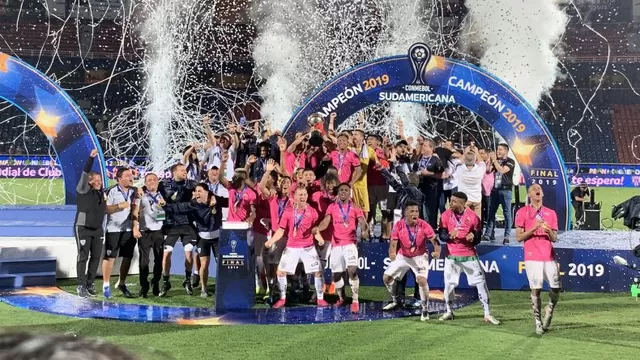Independiente del Valle derrotó  3-1  a Colón en la final única de la Sudamericana. | Video: ESPN