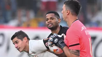 Cambio en las reglas que anuncia Conmebol al aplicar regla de 8 segundos para arqueros en torneos. | Foto: AFP