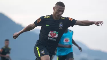 Richarlison de 22 años fue el último de la lista de 23 jugadores de Tite para la Copa América. | Foto: CBF Richarlison de 22 años fue el último de la lista de 23 jugadores de Tite para la Copa América. | Foto: CBF