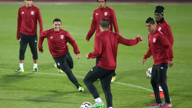 Perú reconoció el estadio Elías Figueroa, escenario del duelo ante Venezuela