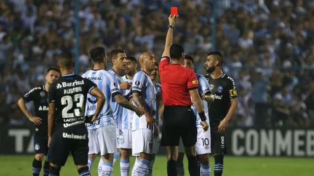 Copa Libertadores: el VAR provocó una roja en su estreno en cuartos de final