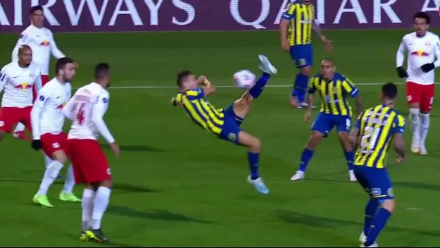 Copa Sudamericana: Marco Ruben marcó golazo de chalaca en el Rosario Central-Bragantino