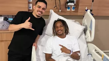 El mediocampista peruano fue operado con éxito, pero se perderá el resto de la temporada en Brasil. | Difusión