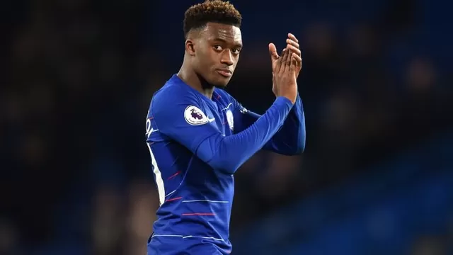 Callum Hudson-Odoi, futbolista inglés de 21 años. | Foto: AFP/Video: YouTube