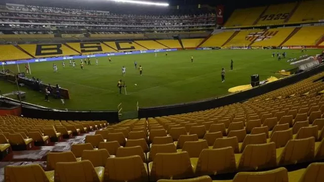 El fútbol ecuatoriano se vio muy afectado por el COVID-19 | Foto: EFE.