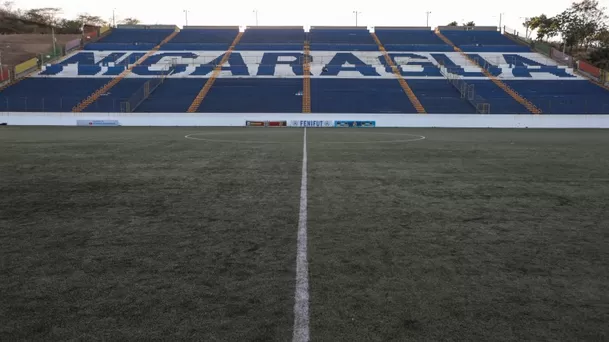 El estadio Nacional vacío previo al partido entre Managua FC y Cacique Diriangen FC | Foto: AFP