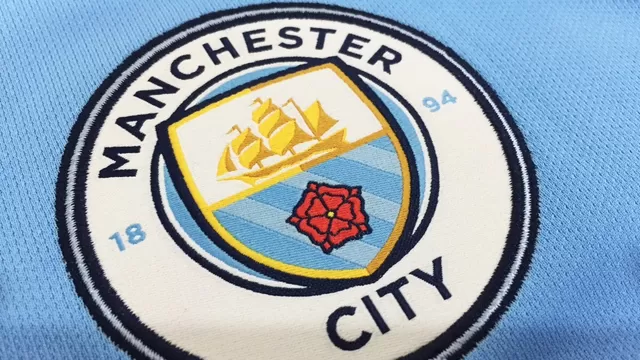 Manchester City anunció que el futbolista fue sometido a exámenes.
