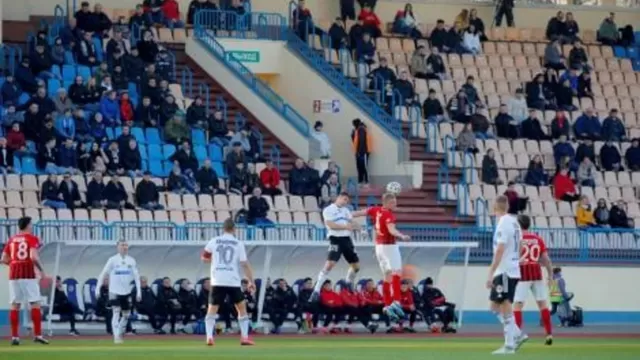 El fútbol continúa con normalidad en Bielorrusia | Foto: Twitter.