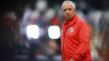 Américo Gallego, entrenador argentino de 64 años. | Foto: Fepafut 