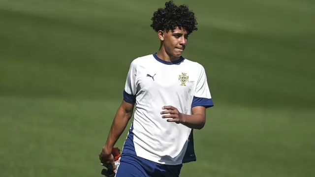 Los clubes que están interesados en fichar a Cristiano Ronaldo Jr., que debutó con la selección de Portugal. | Foto: AFP