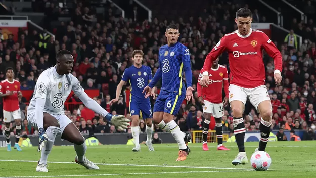 Cristiano Ronaldo le dio el empate al Manchester United ante Chelsea