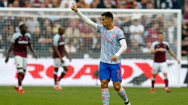 Cristiano Ronaldo marca gol para el 1-1 de Manchester United ante West Ham. Foto: AFP