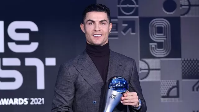 Cristiano Ronaldo recibe premio especial por récord de goles con Portugal