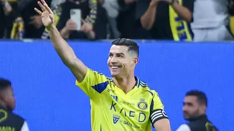 El nuevo contrato multimillonario de Cristiano Ronaldo en Arabia Saudita para continuar en Al Nassr. | Foto: AFP