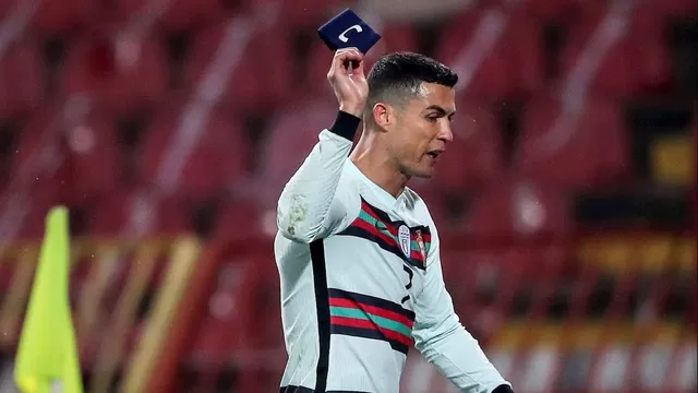 Cristiano Ronaldo: Su brazalete de capitán entró a subasta para ayudar a bebé serbio enfermo