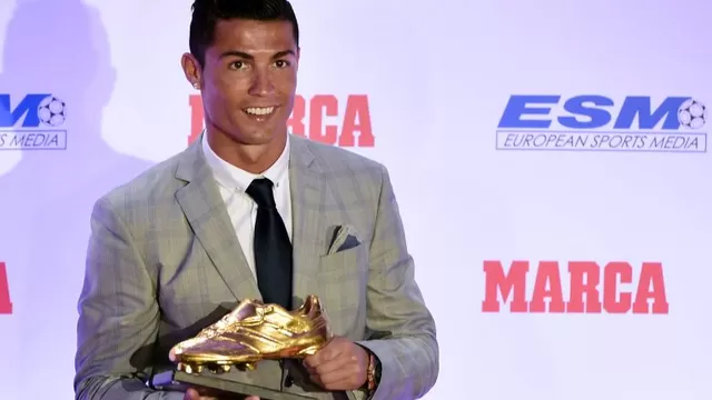 Cristiano Ronaldo superó a Messi al recibir su cuarta Bota de Oro-foto-1