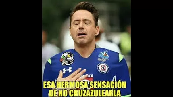 Cruz Azul de Juan Reynoso campeonó en México, pero no se salvó de los memes.