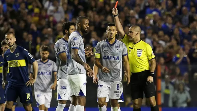 Cruzeiro fue hasta la sede de Conmebol para presentar una queja formal. | Foto: AFP