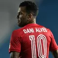 Dani Alves criticó el VAR en Brasil: &quot;En manos de incompetentes no sirve&quot;