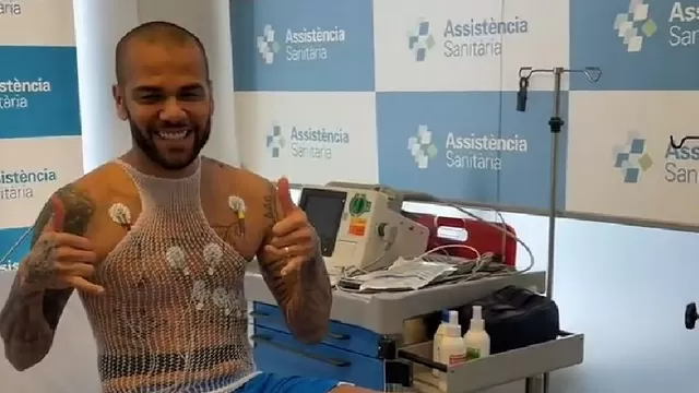 Dani Alves pasó por exámenes médicos de manera exitosa en el Barcelona