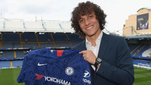 David Luiz renovó con Chelsea hasta el 2021. | Foto: Chelsea.