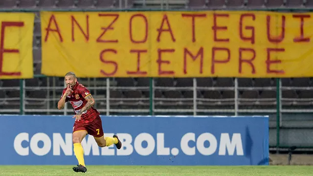 Los venezolanos marcaron los tres goles en el primer tiempo. Foto: AFP